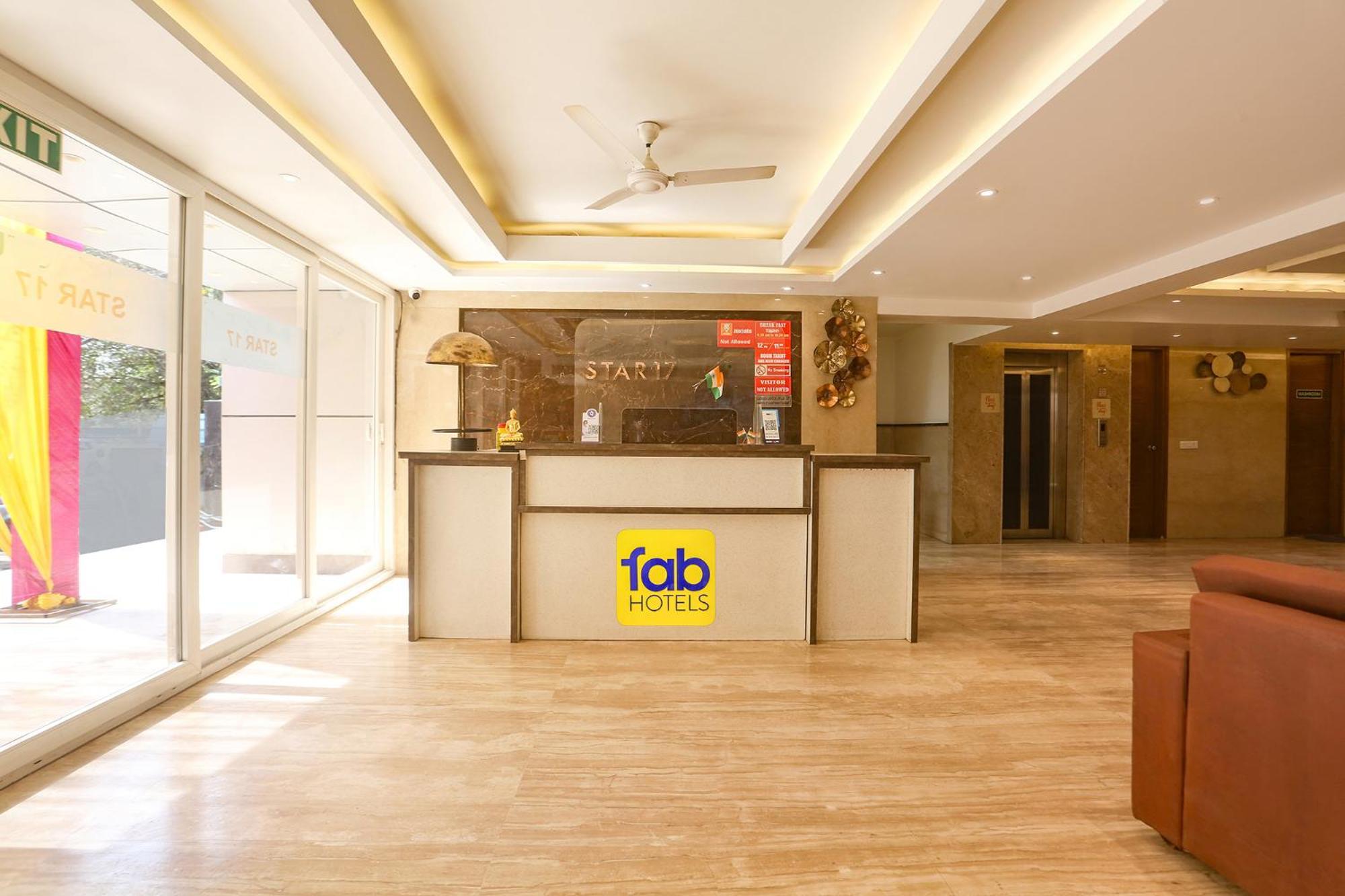 Fabhotel Prime Star 17 - Nr Yashobhoomi Convention Centre Delhi  Extérieur photo