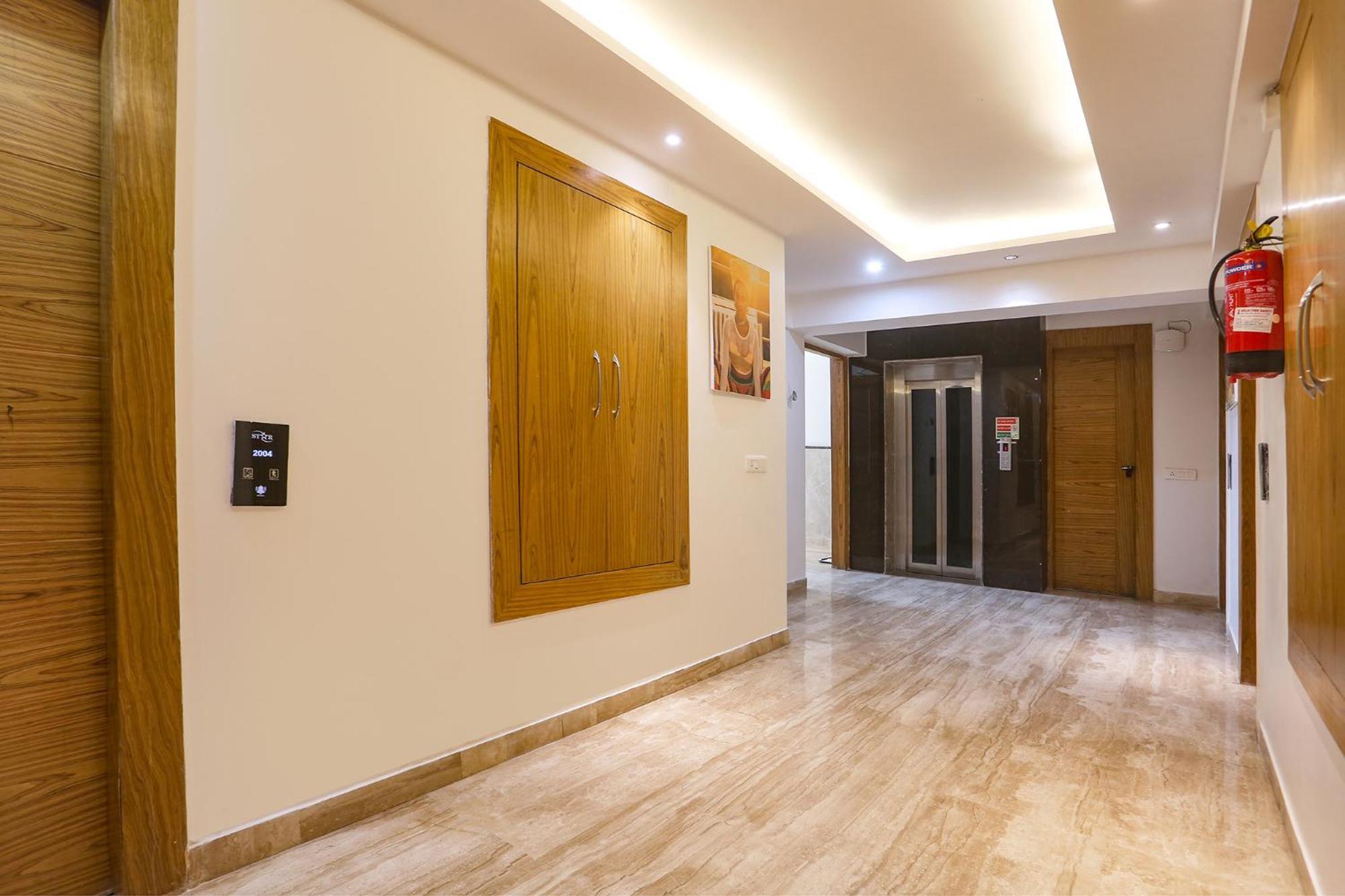 Fabhotel Prime Star 17 - Nr Yashobhoomi Convention Centre Delhi  Extérieur photo