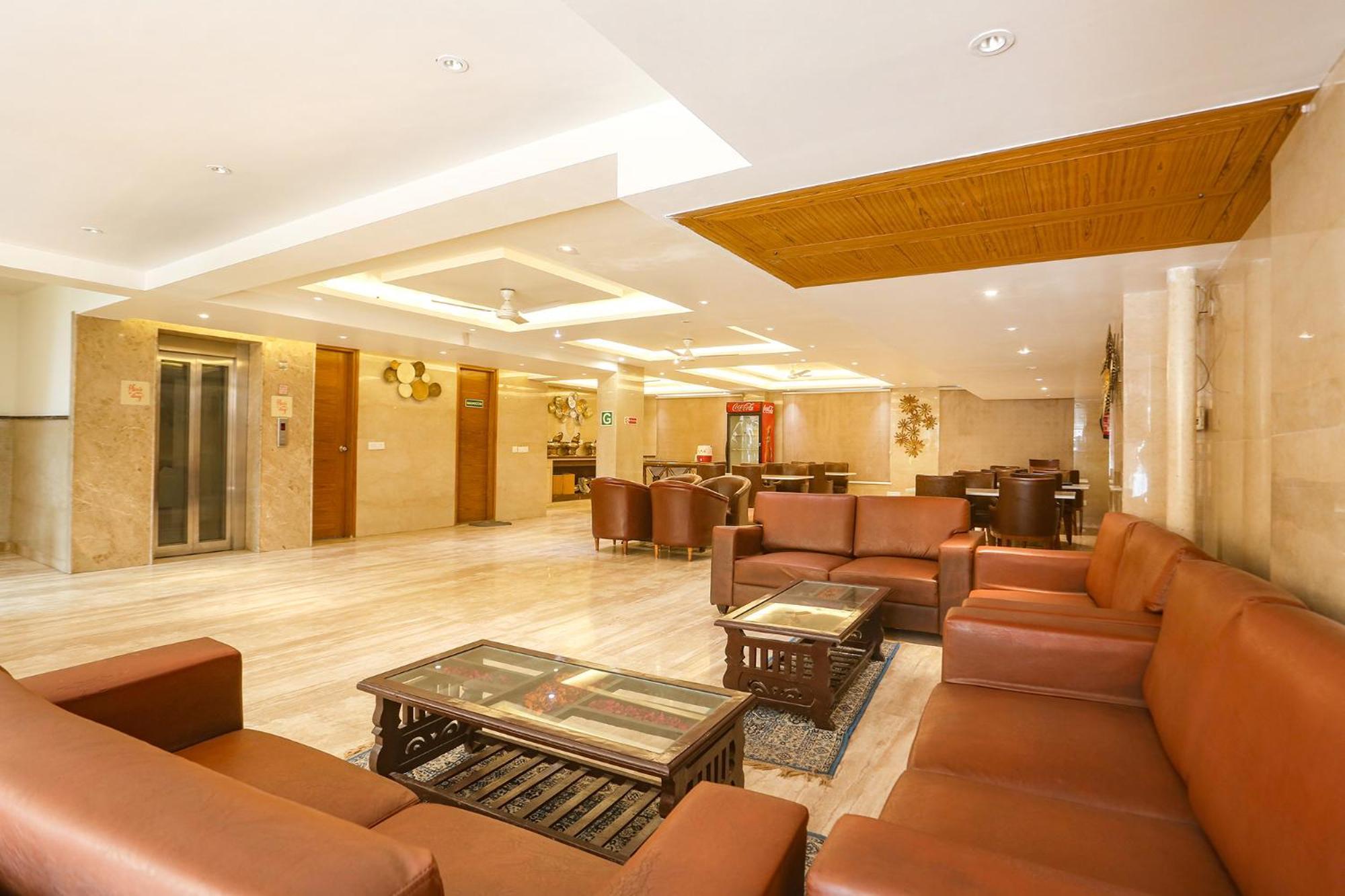 Fabhotel Prime Star 17 - Nr Yashobhoomi Convention Centre Delhi  Extérieur photo